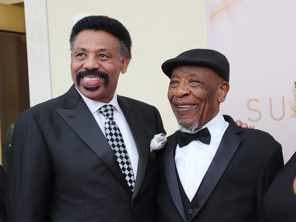 Honorees Tony Evans, left, and John Perkins pose together ahead of the "Blessing of the Elders” awards ceremony at the Museum of the Bible, Thursday, June 23, 2022, in Washington. RNS photo by Adelle M. Banks