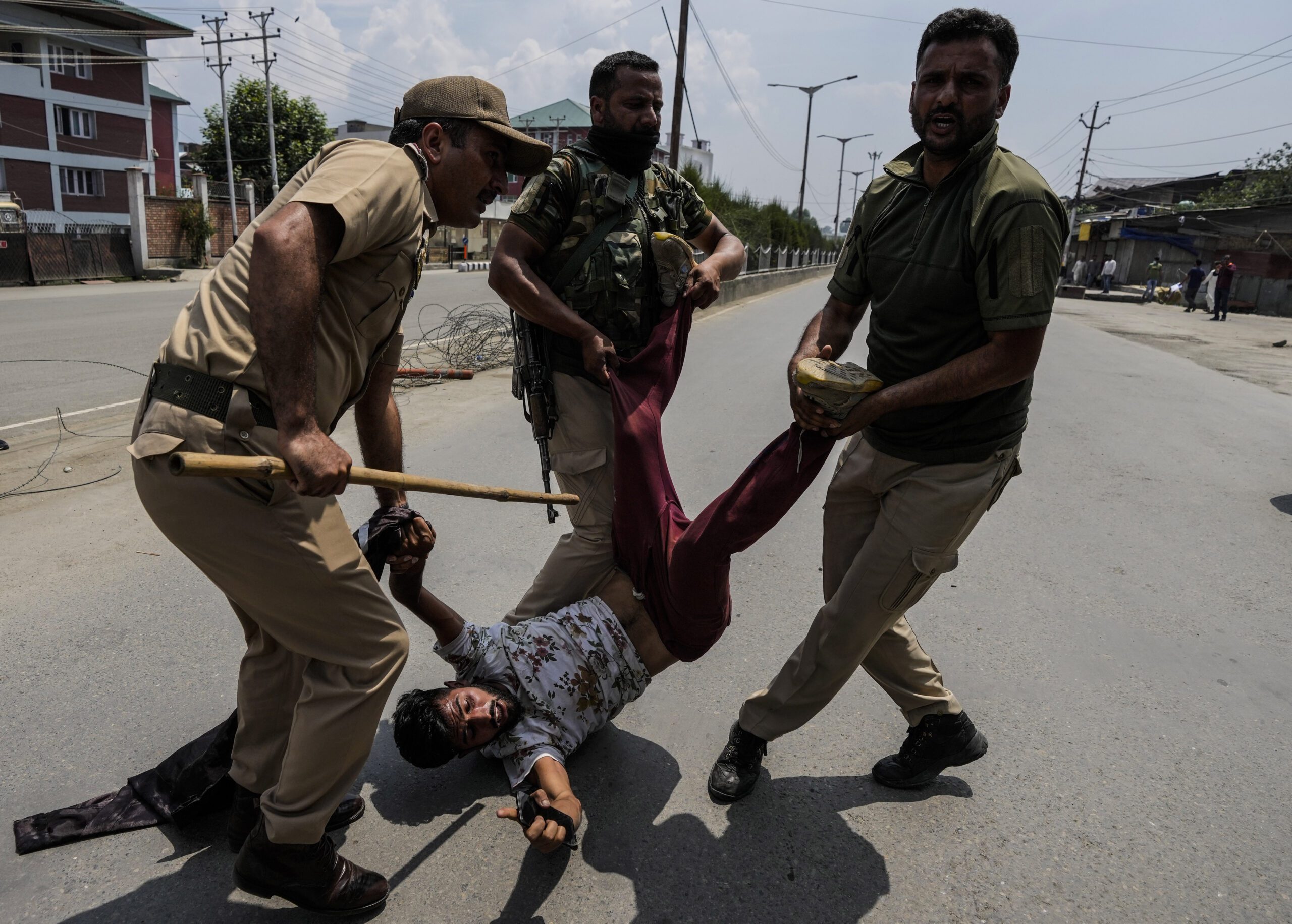 Police break up Muslim gathering in Kashmir, dozens detained
