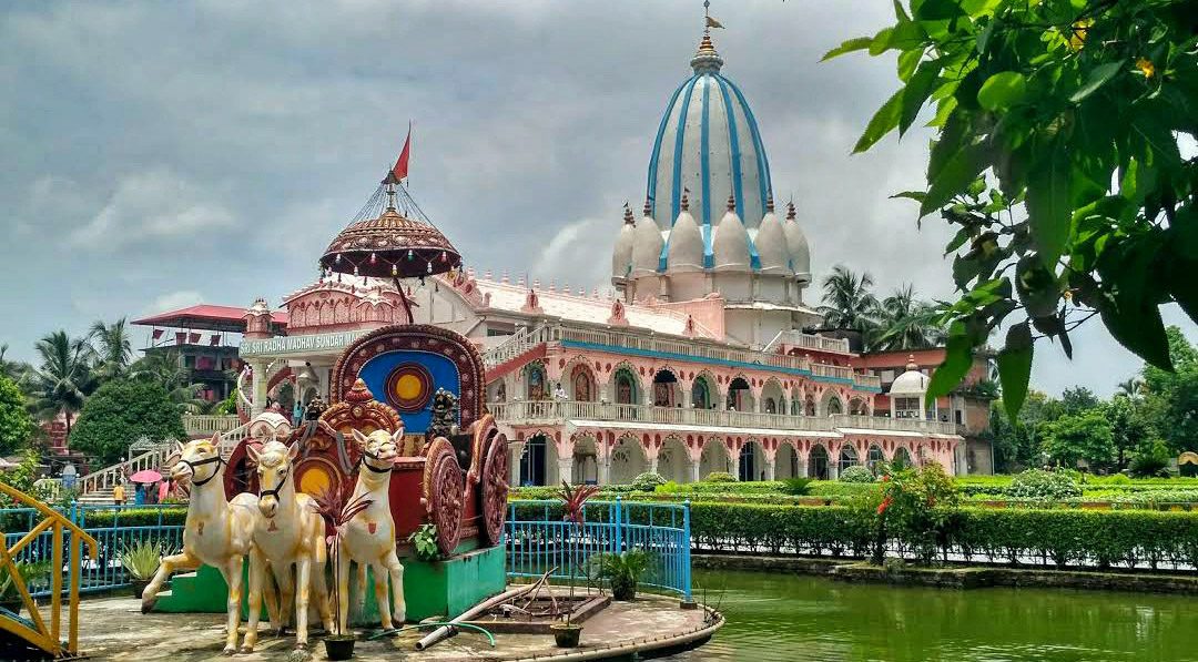 The Sri Sri Radha Madhav Sundar Mandir is an ISKCON temple in West Bengal, India. Photo by Sourik8/Wikipedia/Creative Commons