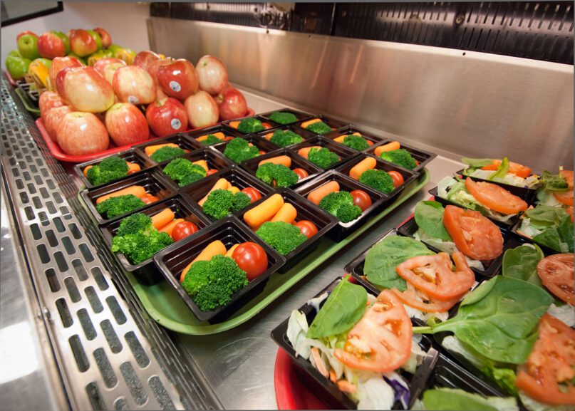 Healthy choices of fresh fruit, salads and vegetables in Arlington, Virginia, for lunch service. Photo by Bob Nichols/USDA/Creative Commons
