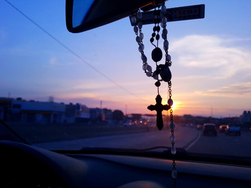 Rosaries are meant for praying anywhere and anytime. (Anderson Mouzinho/EyeEm via Getty Images)