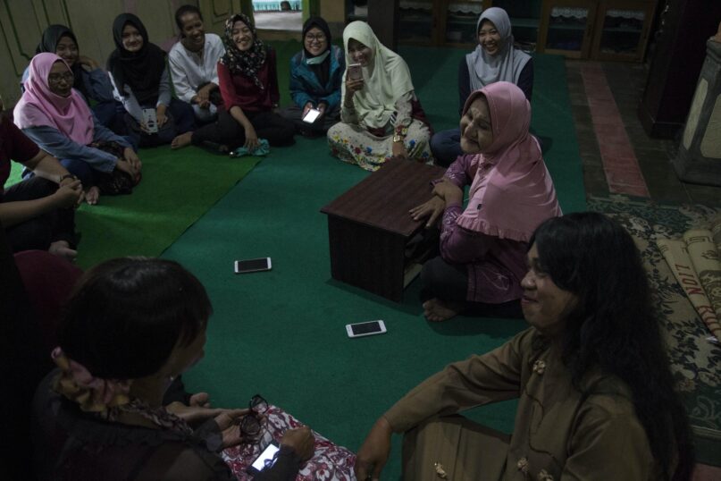 Al-Fatah mosque founder Shinta Ratri with other transgender women. (Donal Husni/NurPhoto via Getty Images)