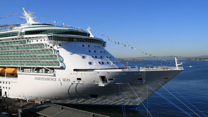 Royal Caribbean’s Independence of the Seas at anchor in Oslo harbor. Photo by Bernt Rostad/Wikimedia/Creative Commons