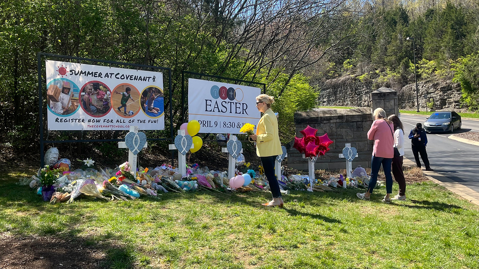 Grief, fear haunt Nashville as residents gather to mourn in wake of Covenant shooting