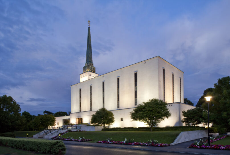 The London temple of The Church of Jesus Christ of Latter-day Saints, one of two temples serving the area’s more than 180,000 members of record. Image ©2012 Intellectual Reserve Inc. All rights reserved.