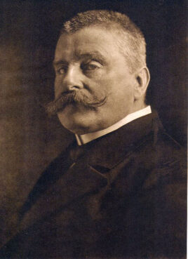 Detlev von Liliencron in 1905. Photo by Rudolf Dührkoop/Wikipedia/Creative Commons