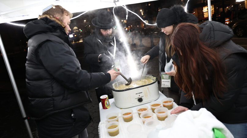 Masbia Relief Team members prepare soup to distribute to migrants near Foley Square in lower Manhattan in January 2024. (Photo courtesy of Masbia)