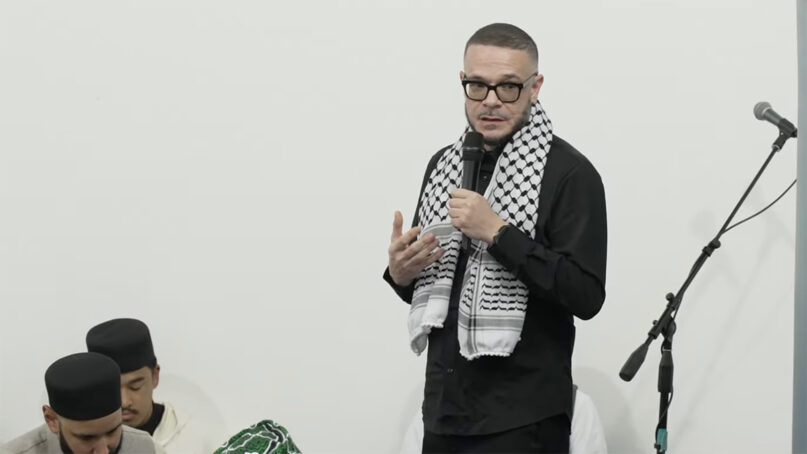 Shaun King speaks at the Valley Ranch Islamic Center in Irving, Texas. (Video screen grab)