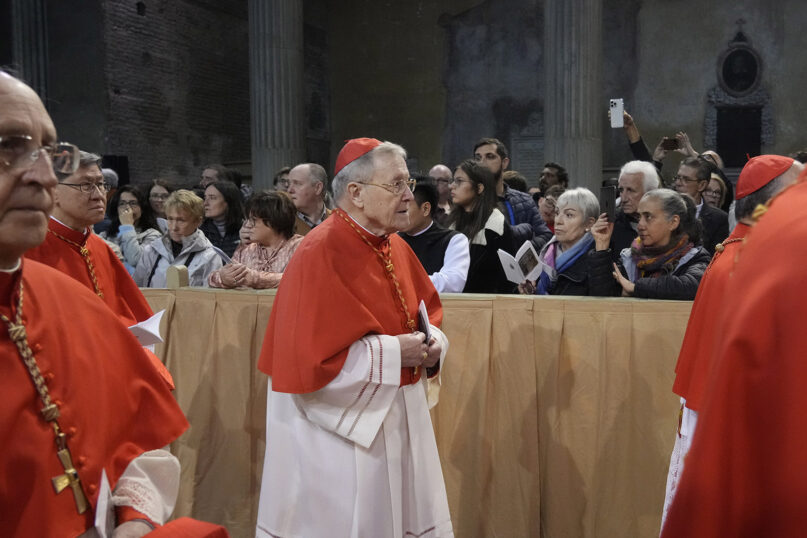 Kasper wades into debate over women deacons, calling move 'pastorally sensible'