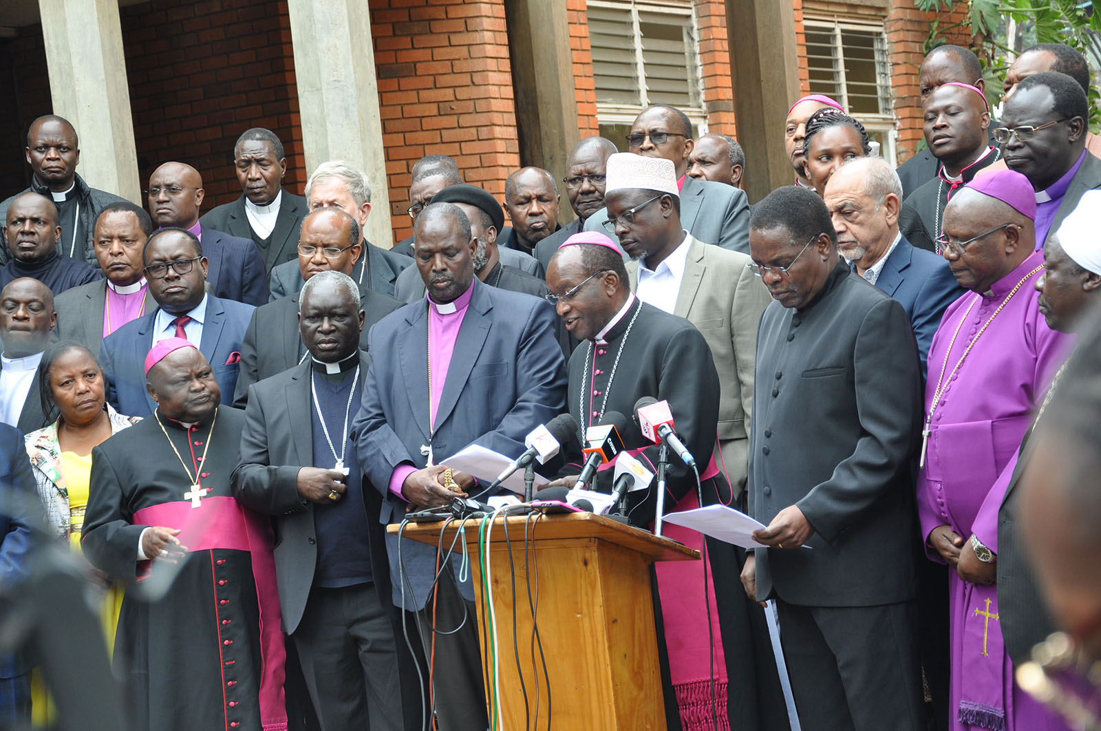 Breaking with tradition, Kenyan church leaders refuse politicians’ cash donations