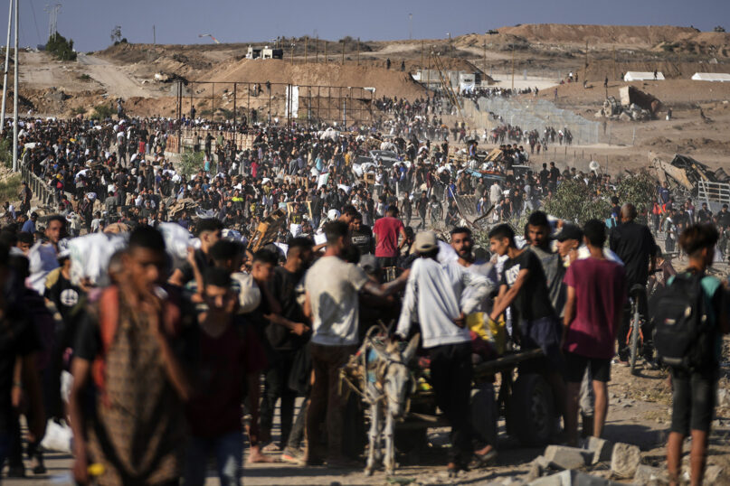 Johnnie Moore says embattled aid group 'unbelievably effective,' blames UN, Hamas for not helping Gazans