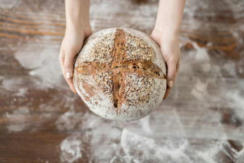 Sourdough and submission in the name of God: How tradwife content fuses femininity with anti-feminist ideas