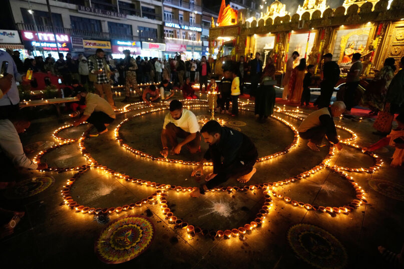 Photos of the Week: Diwali, Catholic canonization