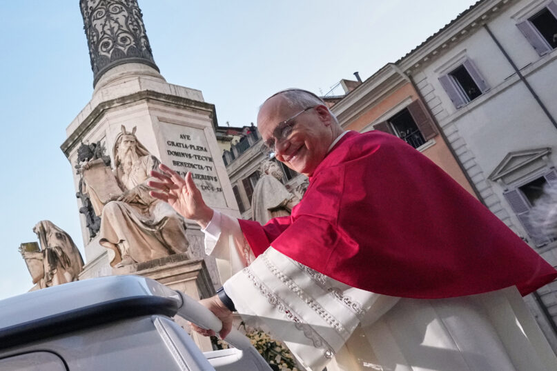 Pope Leo XIV gets into Christmas spirit with prayer for peace at Spanish Steps