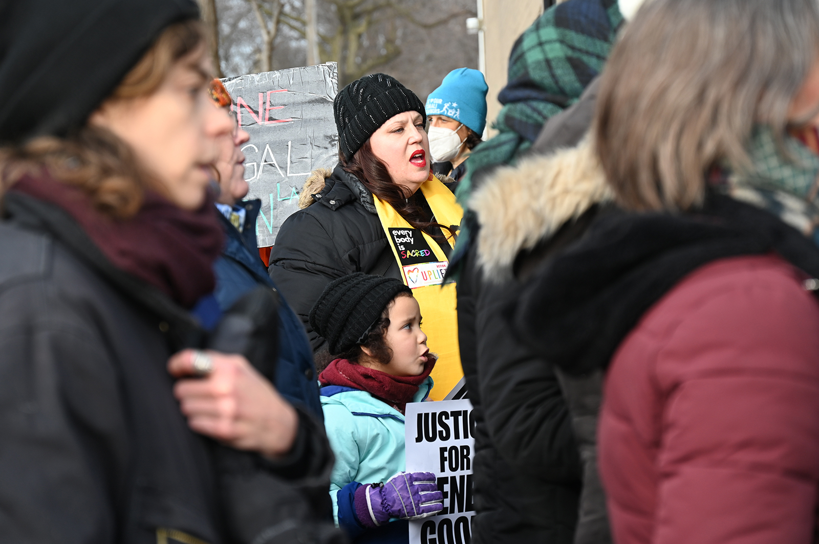 In the neighborhood where Renee Good was killed, a pastor keeps patrolling for ICE