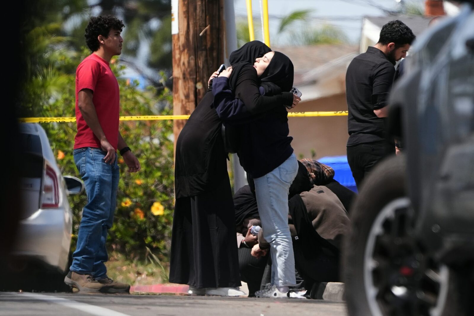 Mosques face increasing challenges to provide security amid growing anti-Muslim fervor