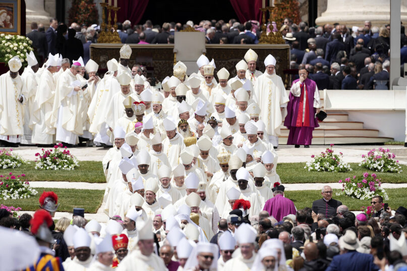 Synod study group calls for greater role for laity in the selection of bishops