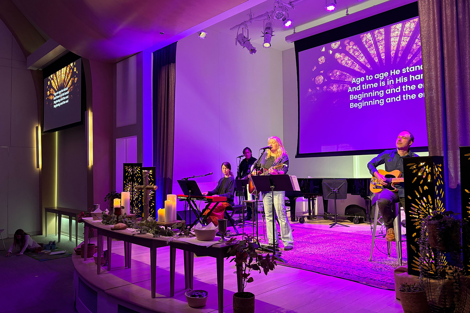 How worship music became the soundtrack of today's political right