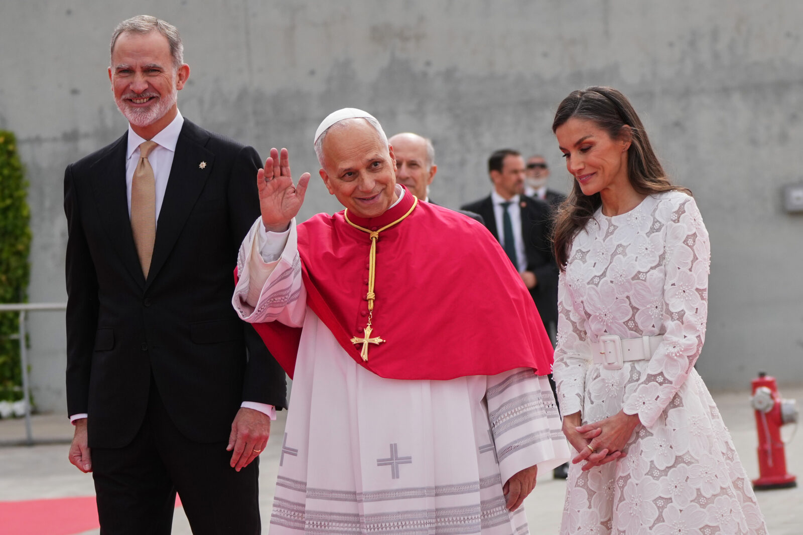 In Spain, Pope Leo XIV urges Europe to overcome polarization